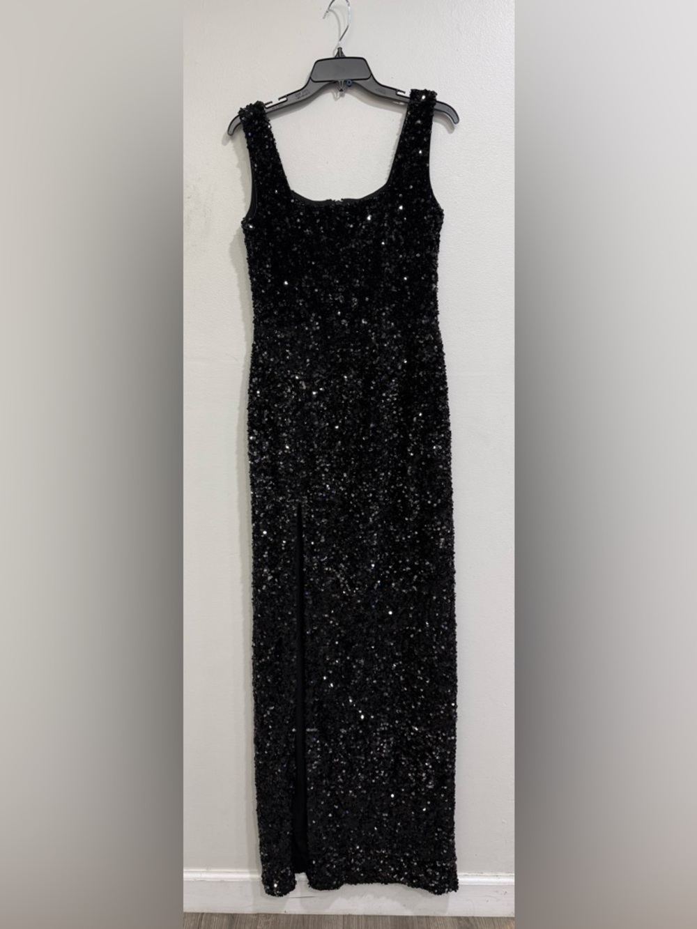 NWT Helsi Marilyn High‎ Slit Sequins Gown Black Sz L